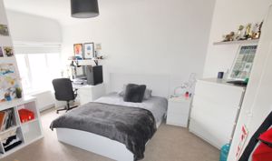 Bedroom- click for photo gallery